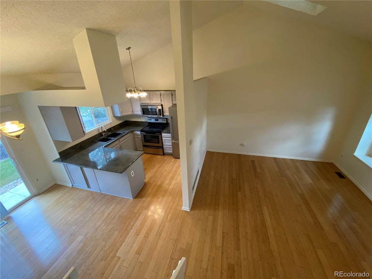 Photo 6 of 19 - 10680 Eudora Way, Thornton, CO 80233