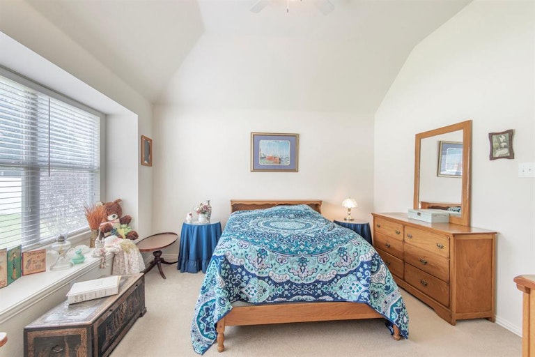 Photo 13 of 24 - 505 Hilltop Dr, Anna, TX 75409