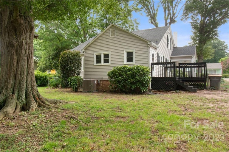 Photo 24 of 26 - 416 Ruth Ave, Kannapolis, NC 28083