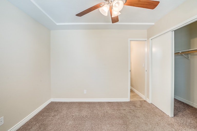 Photo 9 of 14 - 3217 N Ash Cir, Chandler, AZ 85224