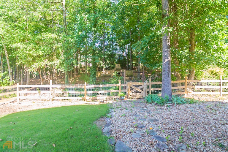 Photo 27 of 27 - 4292 Grand Oaks Dr NW, Kennesaw, GA 30144