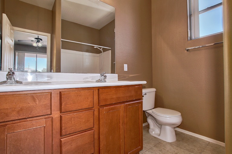 Photo 18 of 25 - 4024 W Valley View Dr, Laveen, AZ 85339