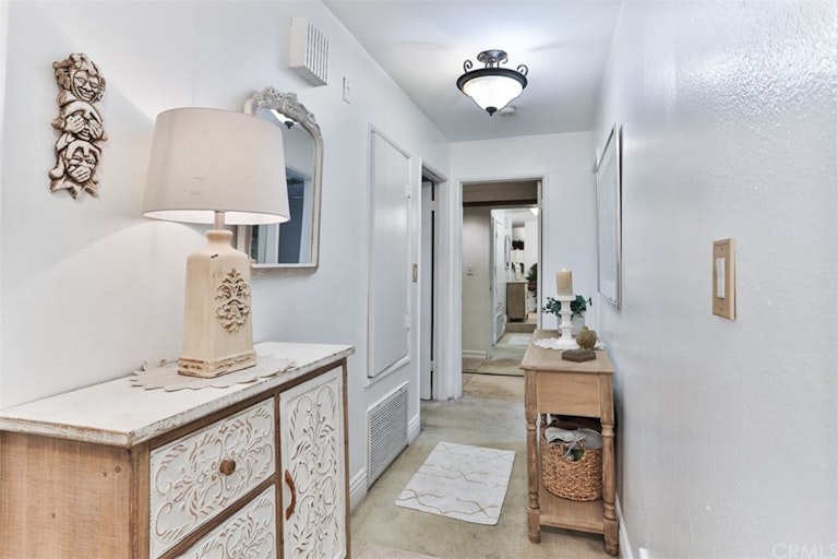 Photo 27 of 54 - 222 N Rose St #208, Burbank, CA 91505