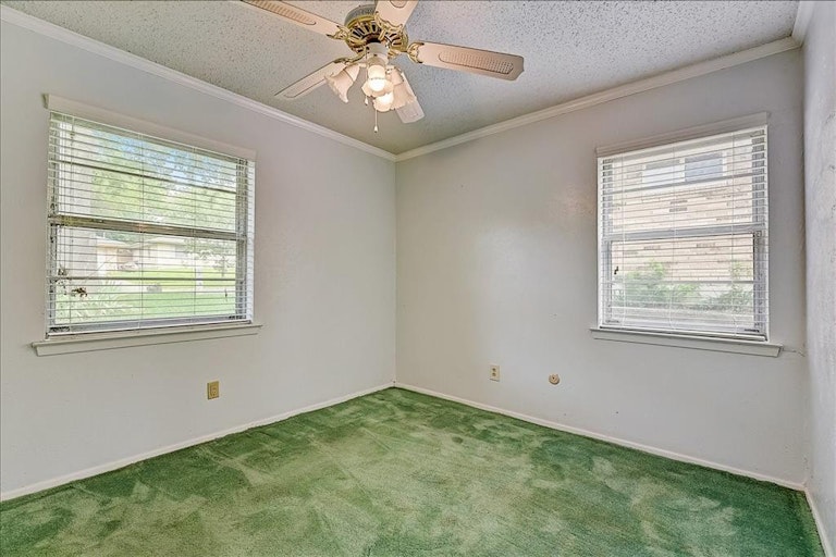 Photo 25 of 37 - 1118 SE 2nd St, Grand Prairie, TX 75051