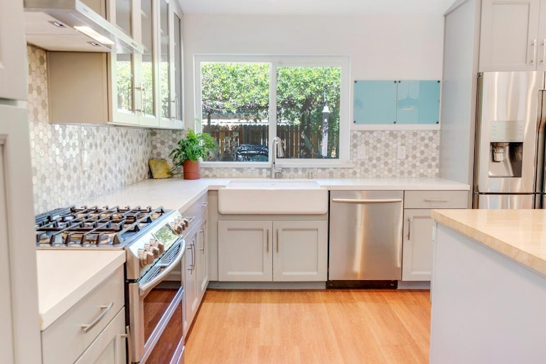 Photo 7 of 16 - 924 San Tomas St, Davis, CA 95618