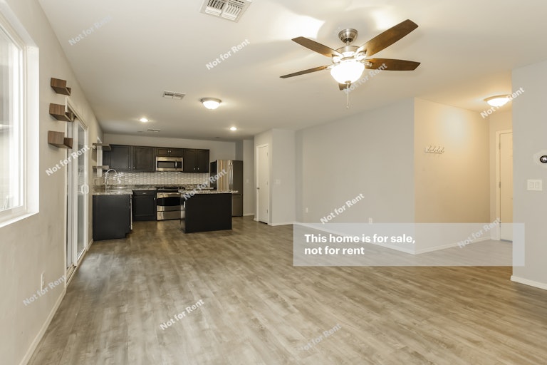 Photo 11 of 27 - 68 W Via Costilla, Sahuarita, AZ 85629