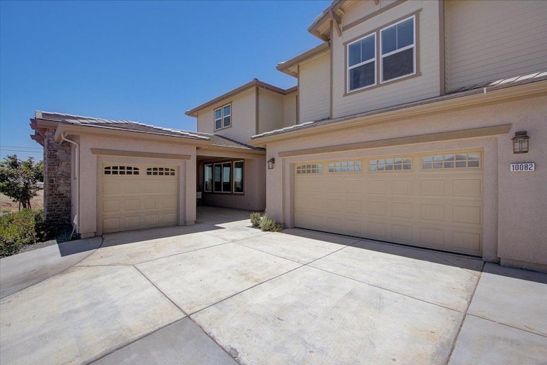 Photo 35 of 43 - 10082 Mud Hen Way, Elk Grove, CA 95757