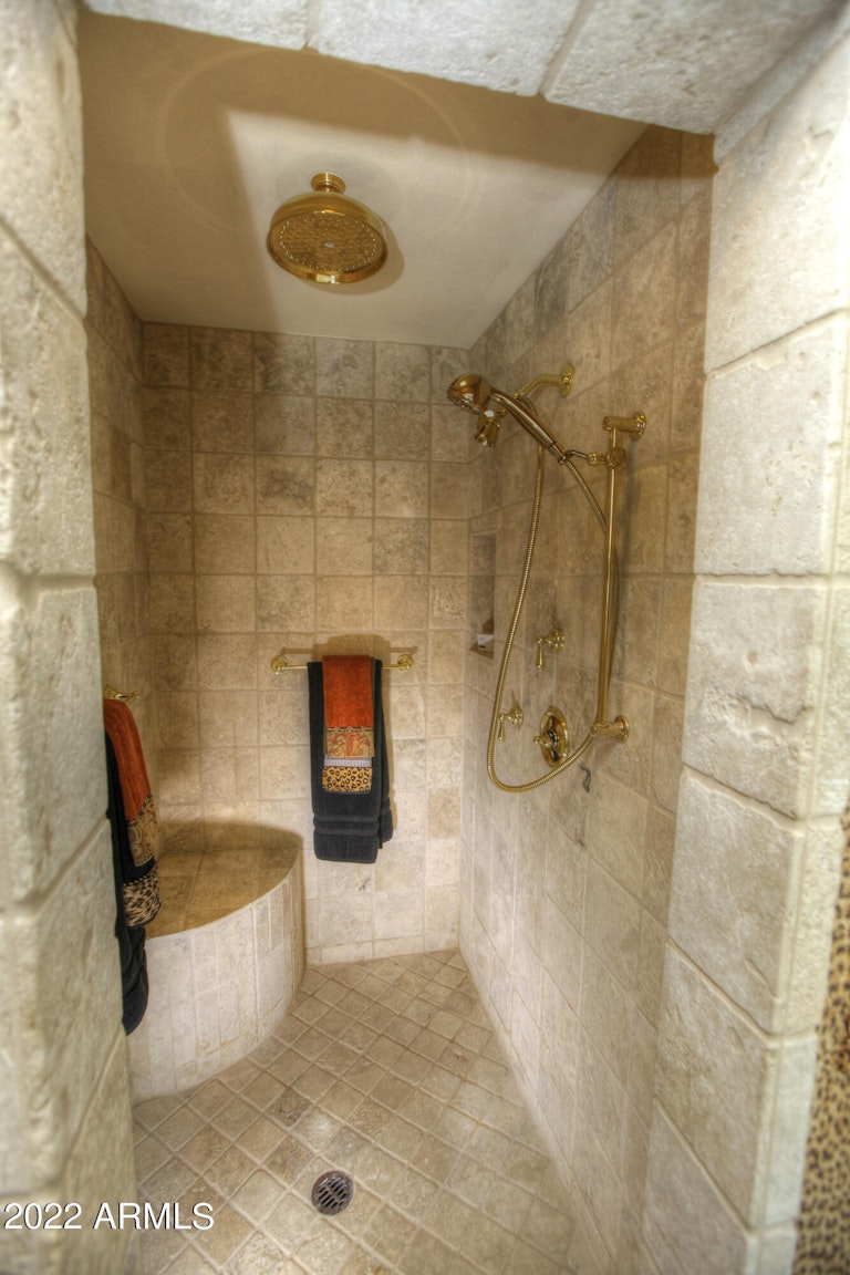 Photo 27 of 43 - 8190 E Kalil Dr, Scottsdale, AZ 85260