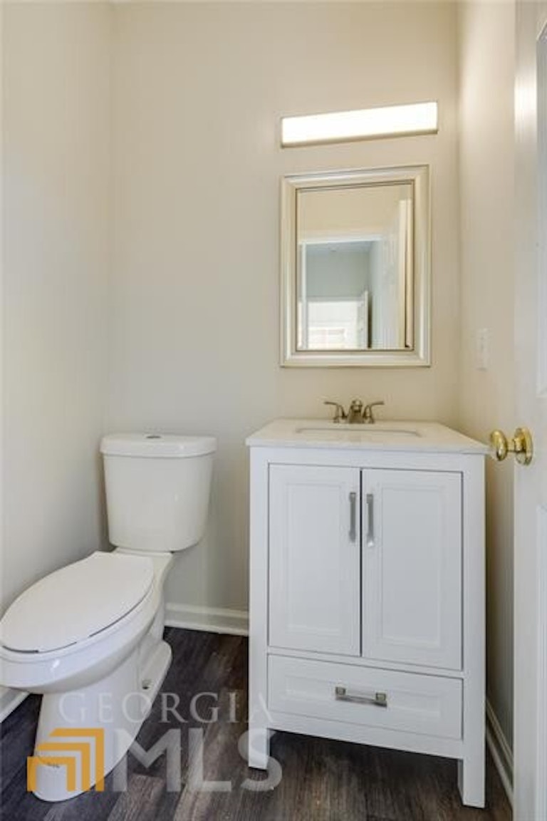 Photo 19 of 47 - 1886 Groover Rd, Marietta, GA 30062