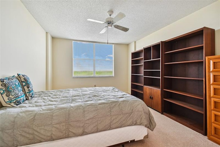 Photo 20 of 51 - 2333 Feather Sound Dr Unit B507, Clearwater, FL 33762