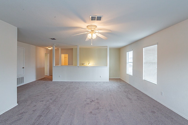 Photo 15 of 22 - 7730 Paraiso Cir, Boerne, TX 78015