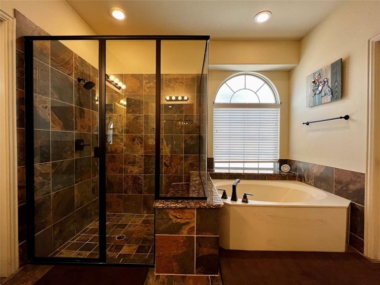 Photo 14 of 32 - 4312 Ashburn Way, Keller, TX 76244