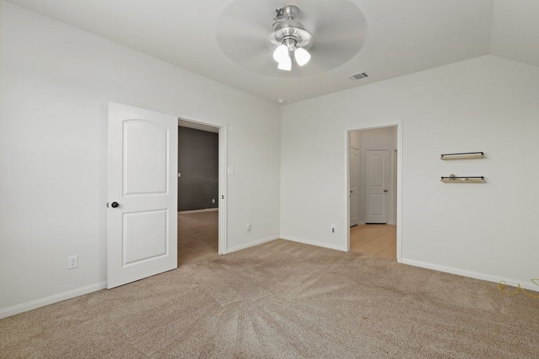 Photo 19 of 28 - 19812 Woodrow Wilson St, Manor, TX 78653