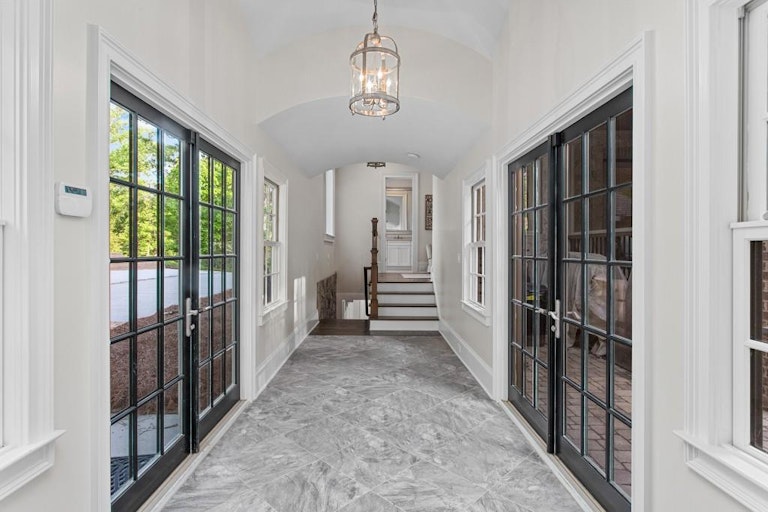 Photo 49 of 77 - 4268 Woodland Brook Dr SE, Atlanta, GA 30339