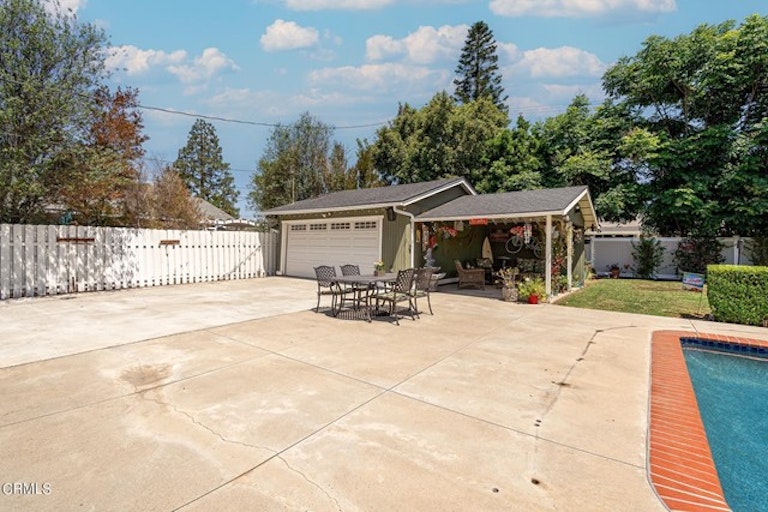 Photo 26 of 36 - 18681 Spaulding Ave, Santa Ana, CA 92705