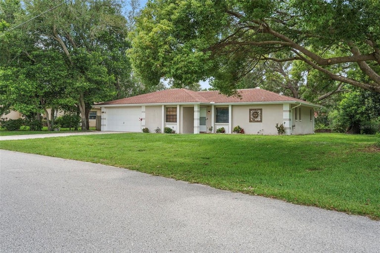 Photo 35 of 35 - 7480 Landmark Dr, Spring Hill, FL 34606