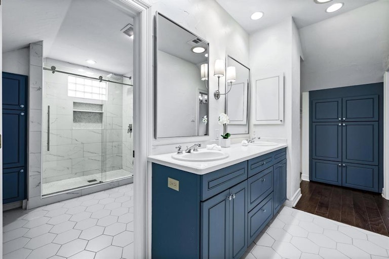 Photo 32 of 40 - 5204 Willis Ave, Dallas, TX 75206