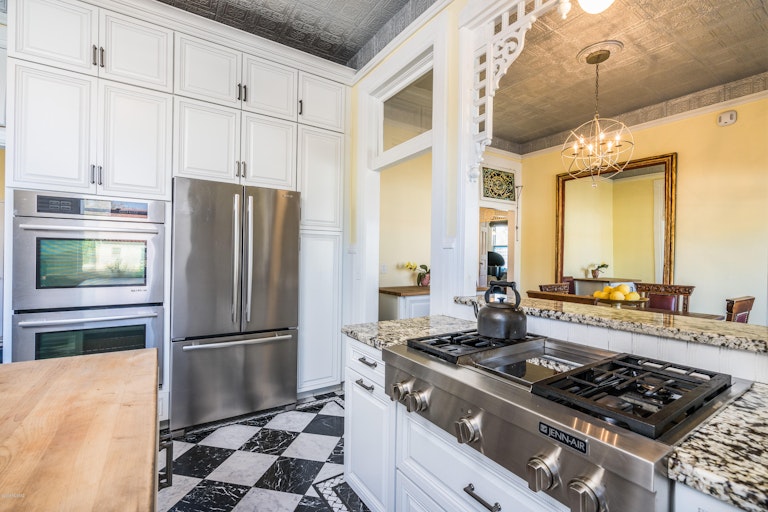 Photo 10 of 50 - 505 S 6th Ave, Tucson, AZ 85701
