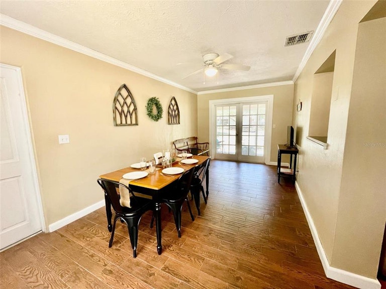 Photo 17 of 23 - 550 E Thelma St, Lake Alfred, FL 33850