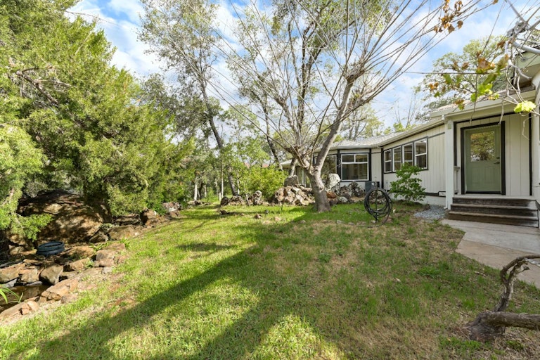 Photo 15 of 73 - 23236 Baker Ct, Auburn, CA 95602