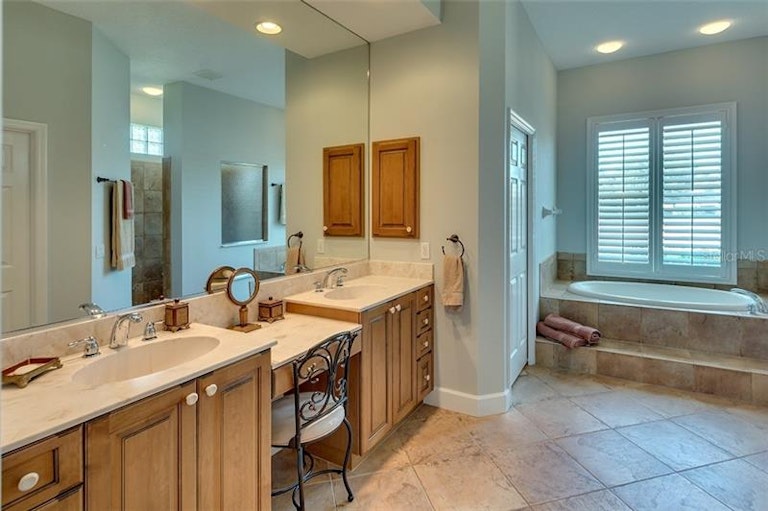 Photo 13 of 25 - 4902 96th St E, Bradenton, FL 34211