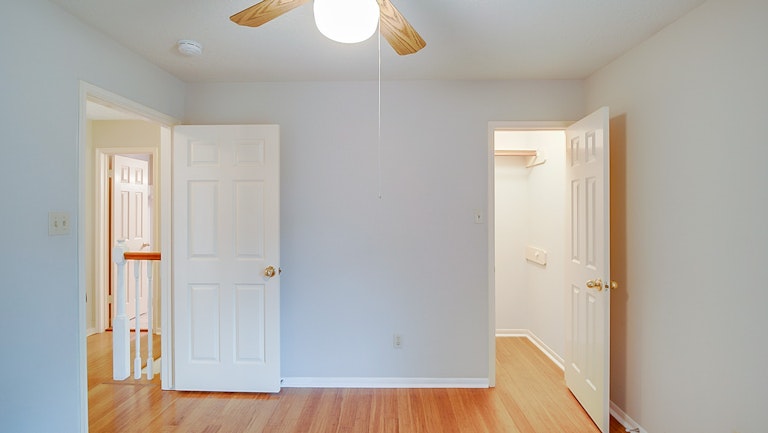 Photo 27 of 35 - 14426 Little Willow Walk, Houston, TX 77062