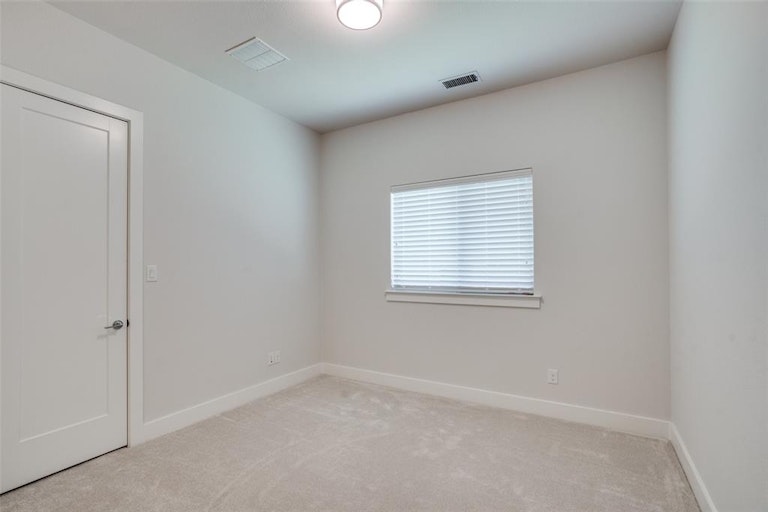 Photo 22 of 40 - 10556 Wintergreen Dr, Frisco, TX 75035