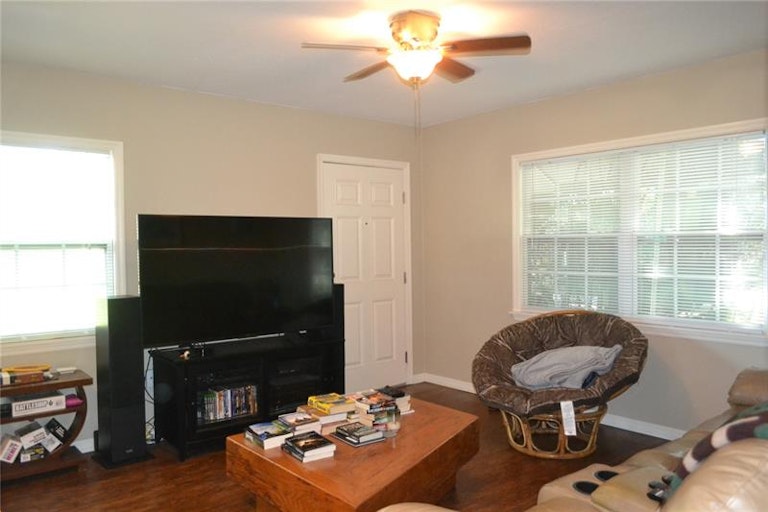 Photo 9 of 26 - 3632 Grant Blvd, Orlando, FL 32804