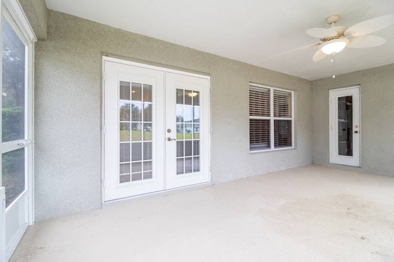 Photo 23 of 25 - 369 S Oak Ave, Orange City, FL 32763