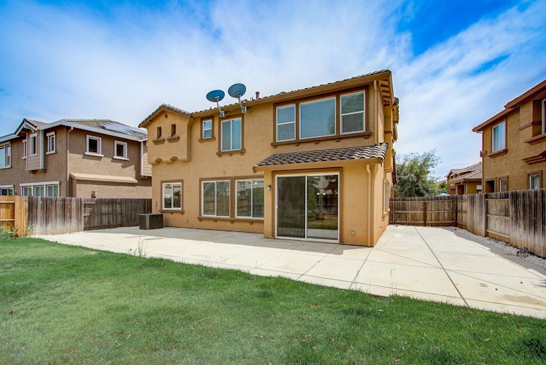 Photo 26 of 27 - 4018 Pinoche Peak Way, Rancho Cordova, CA 95742