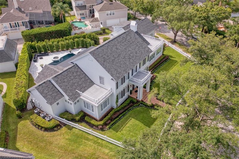 Photo 4 of 52 - 423 Arbor Cir, Kissimmee, FL 34747