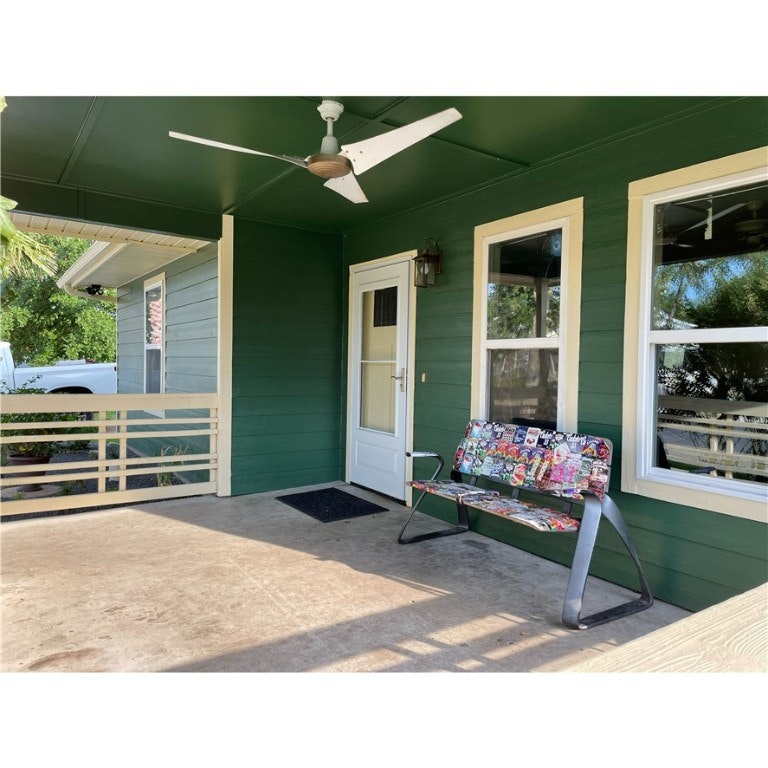 Photo 6 of 33 - 6905 Villita Avenida St, Austin, TX 78741