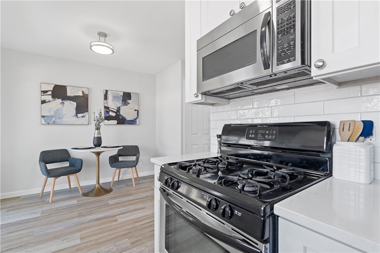 Photo 12 of 34 - 125 Segovia Way, Pflugerville, TX 78660