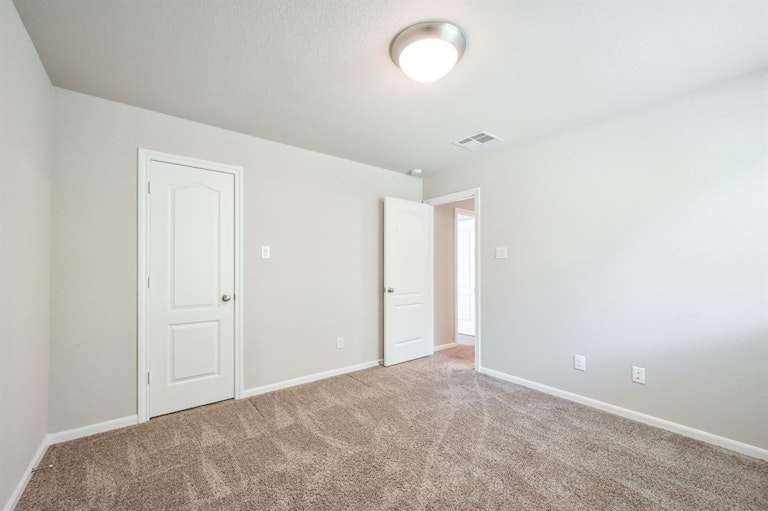 Photo 28 of 36 - 6822 Aspen Peak Dr, Baytown, TX 77521