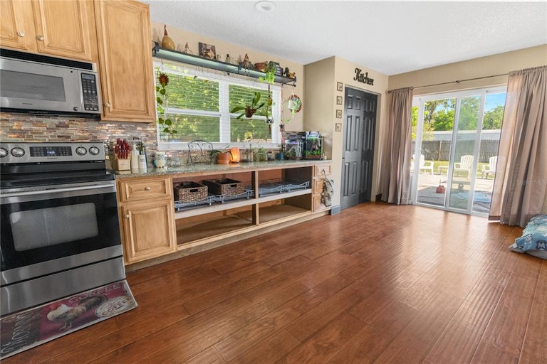 Photo 16 of 38 - 12635 Litewood Dr, Hudson, FL 34669