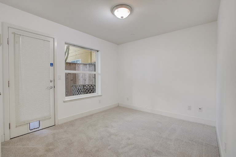 Photo 26 of 29 - 269 3rd St, West Sacramento, CA 95605