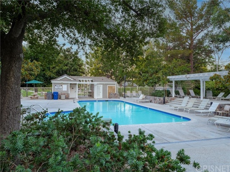 Photo 26 of 28 - 27237 Blakely Pl, Valencia, CA 91354