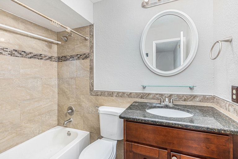 Photo 15 of 15 - 12171 77th St, Largo, FL 33773