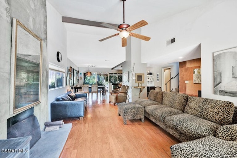 Photo 5 of 36 - 29301 Hillrise Dr, Agoura Hills, CA 91301