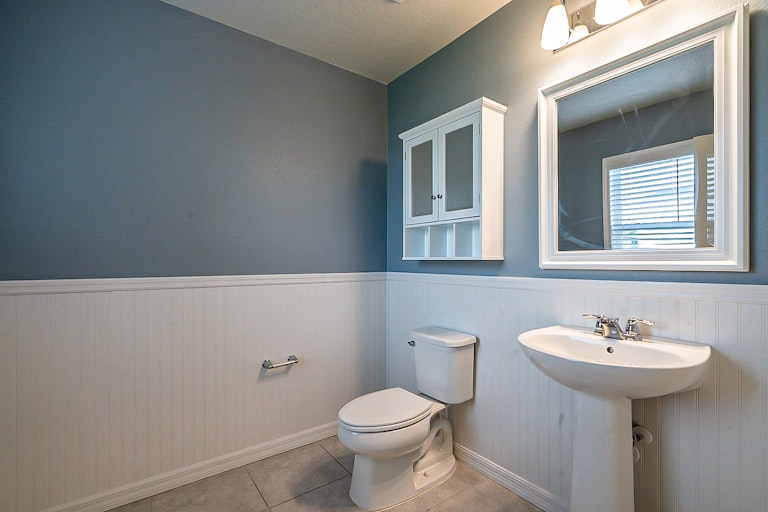 Photo 18 of 35 - 454 Sunfish Dr, Winter Haven, FL 33881