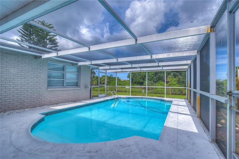 Photo 35 of 49 - 2105 Dartmouth Dr, Holiday, FL 34691
