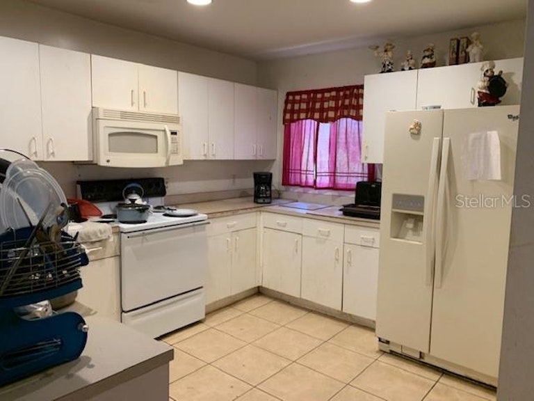 Photo 7 of 12 - 2759 Beaver Ter, North Port, FL 34286