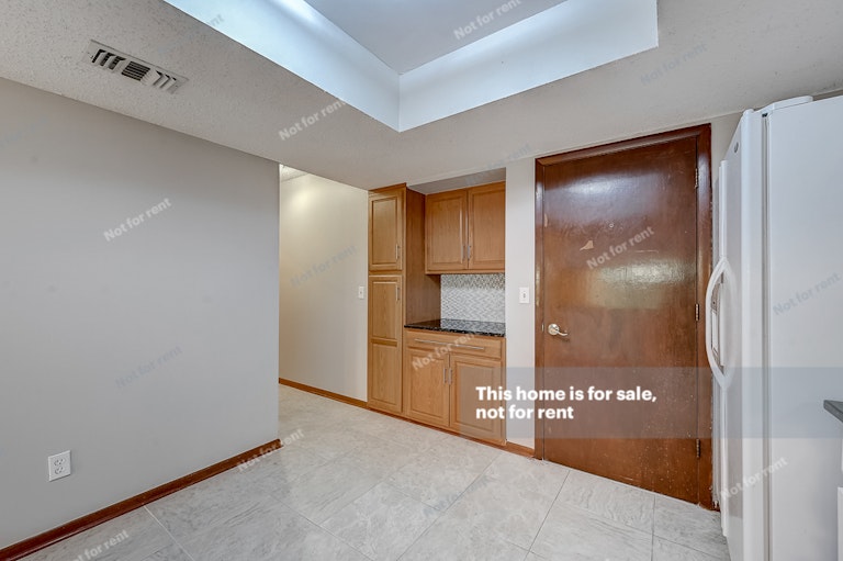 Photo 22 of 35 - 9943 Fawn Ridge Dr, Jacksonville, FL 32256