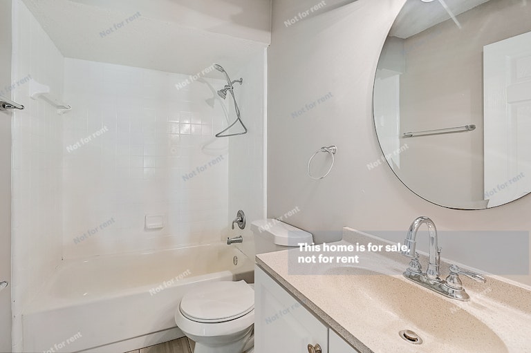 Photo 36 of 45 - 12549 Lochloosa Ln, Jacksonville, FL 32218