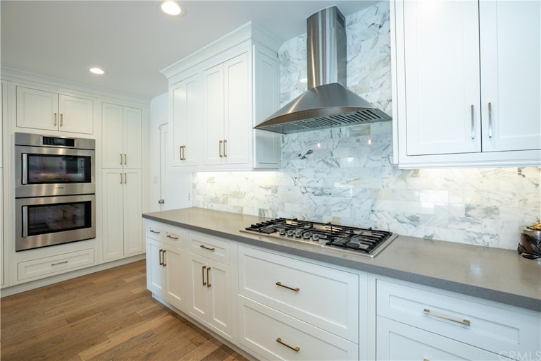 Photo 20 of 54 - 10452 Petit Ave, Granada Hills, CA 91344