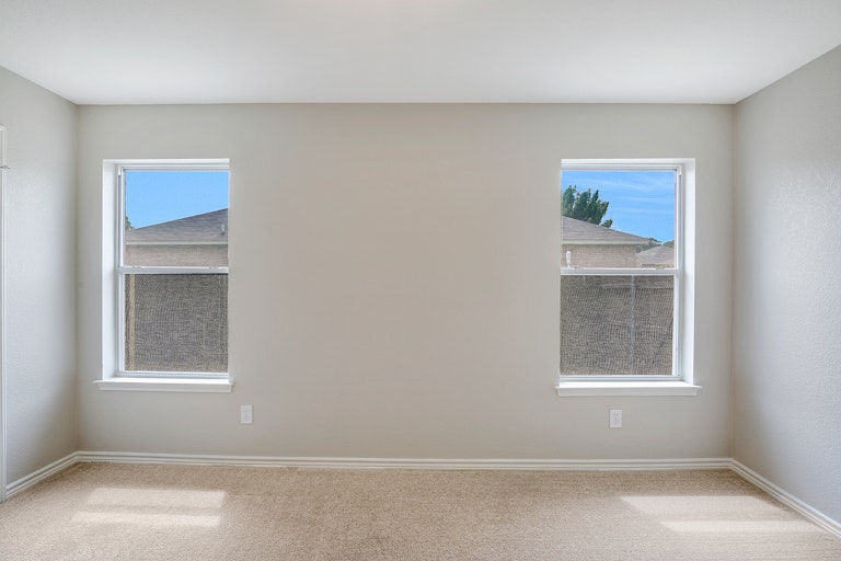 Photo 14 of 28 - 5308 Archer Dr, Fort Worth, TX 76244