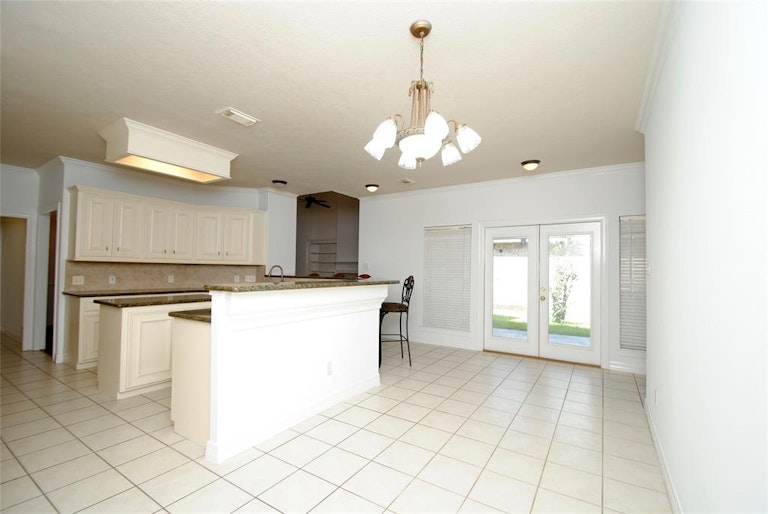 Photo 17 of 41 - 3118 Canyon Oak Ct, Houston, TX 77068