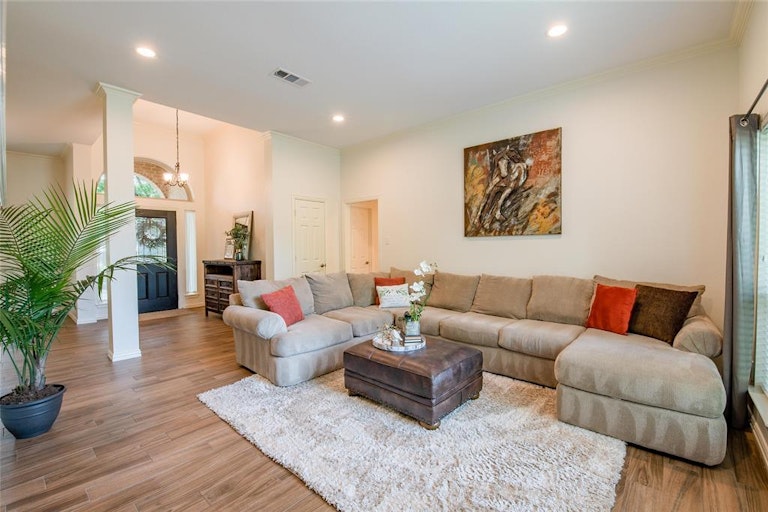 Photo 9 of 36 - 1225 Trail Ridge Dr, Keller, TX 76248