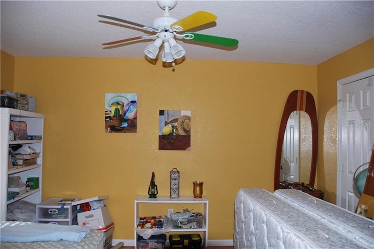 Photo 14 of 19 - 7055 Strawberry St, Englewood, FL 34224