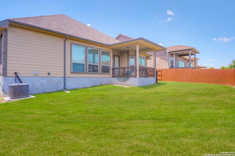 Photo 23 of 24 - 225 Scenic Vis, Cibolo, TX 78108